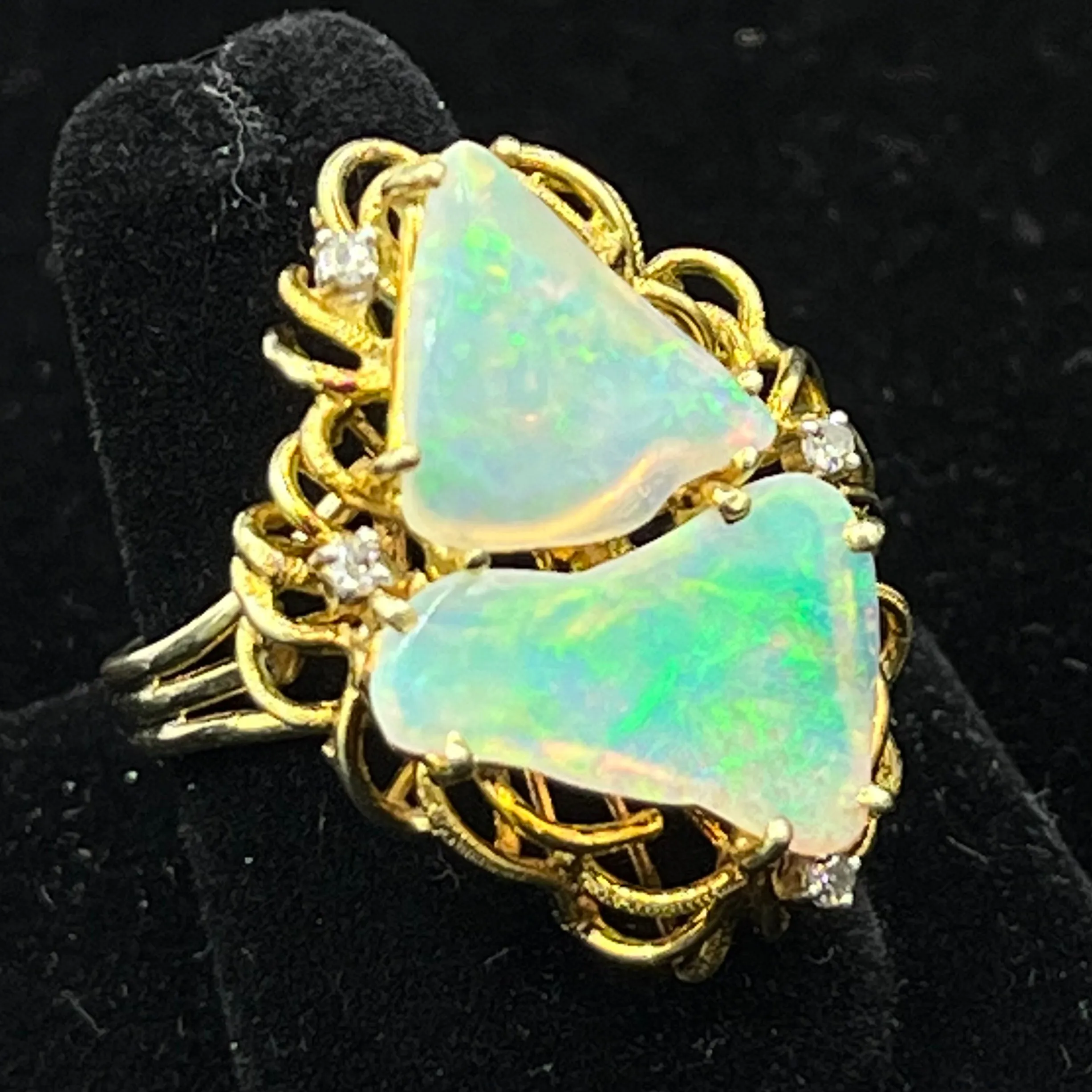 14K YELLOW GOLD VINTAGE OPAL AND DIAMOND FREE FORM Ring