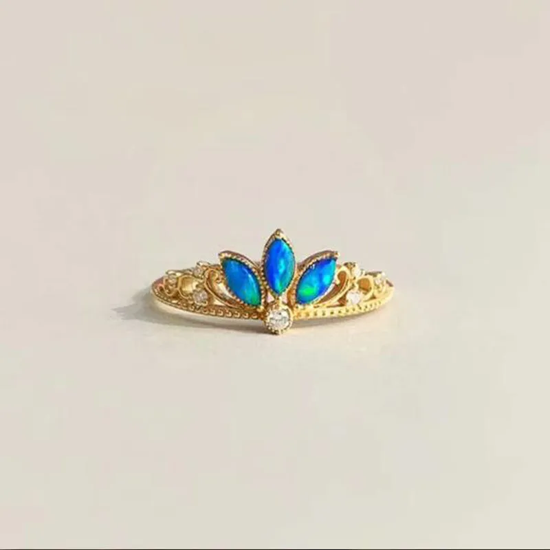 18K Gold Marquise Cut Natural Opal Diamond 0.05ct Crown Ring