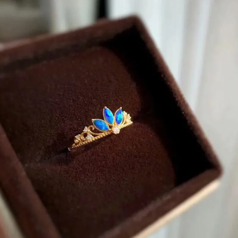 18K Gold Marquise Cut Natural Opal Diamond 0.05ct Crown Ring