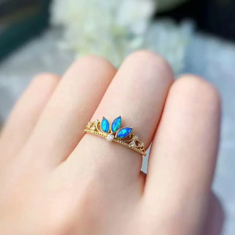 18K Gold Marquise Cut Natural Opal Diamond 0.05ct Crown Ring
