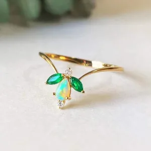 18K Gold Pear Shaped 0.08ct Natural Opal Gemstone Ring