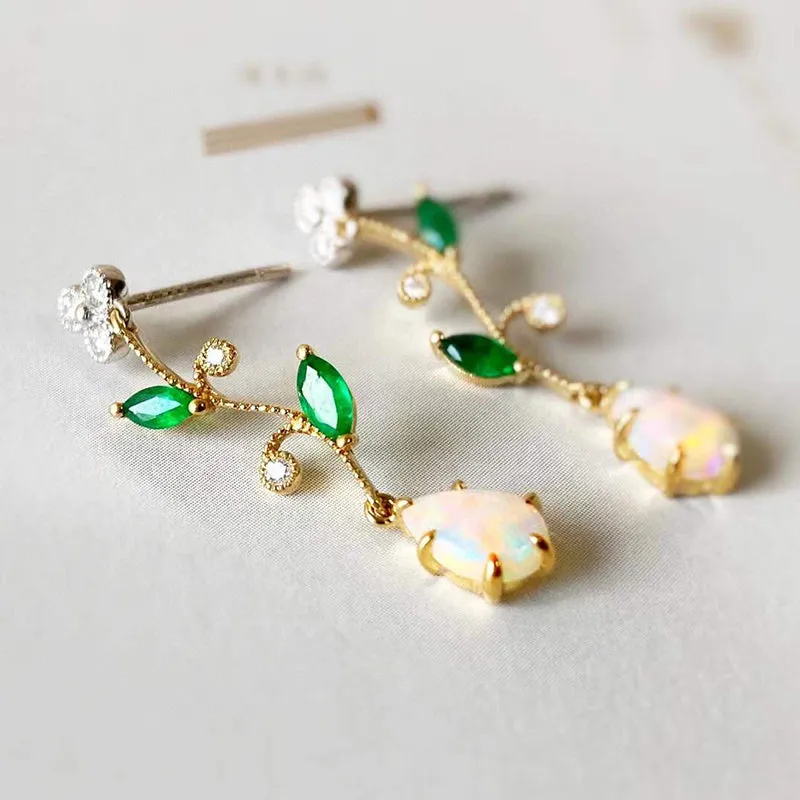 18K White & Gold 0.13ct Natural Opal Gemstone Drop Earring