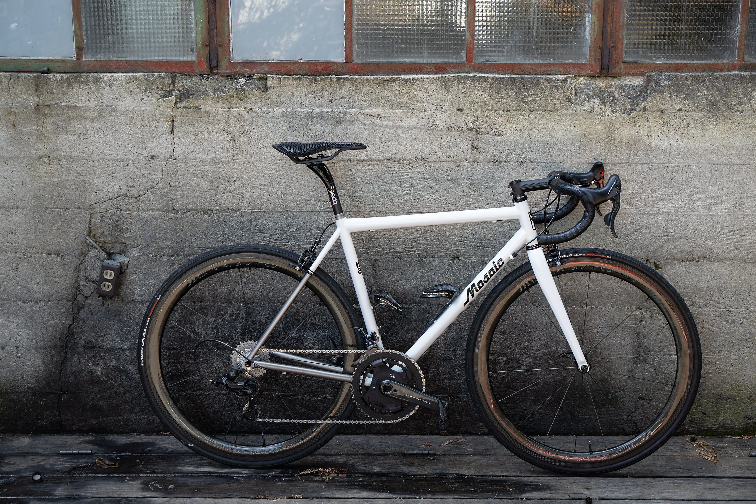 AC Pre-Owned: Mosaic RT-2 - White, Size 52cm