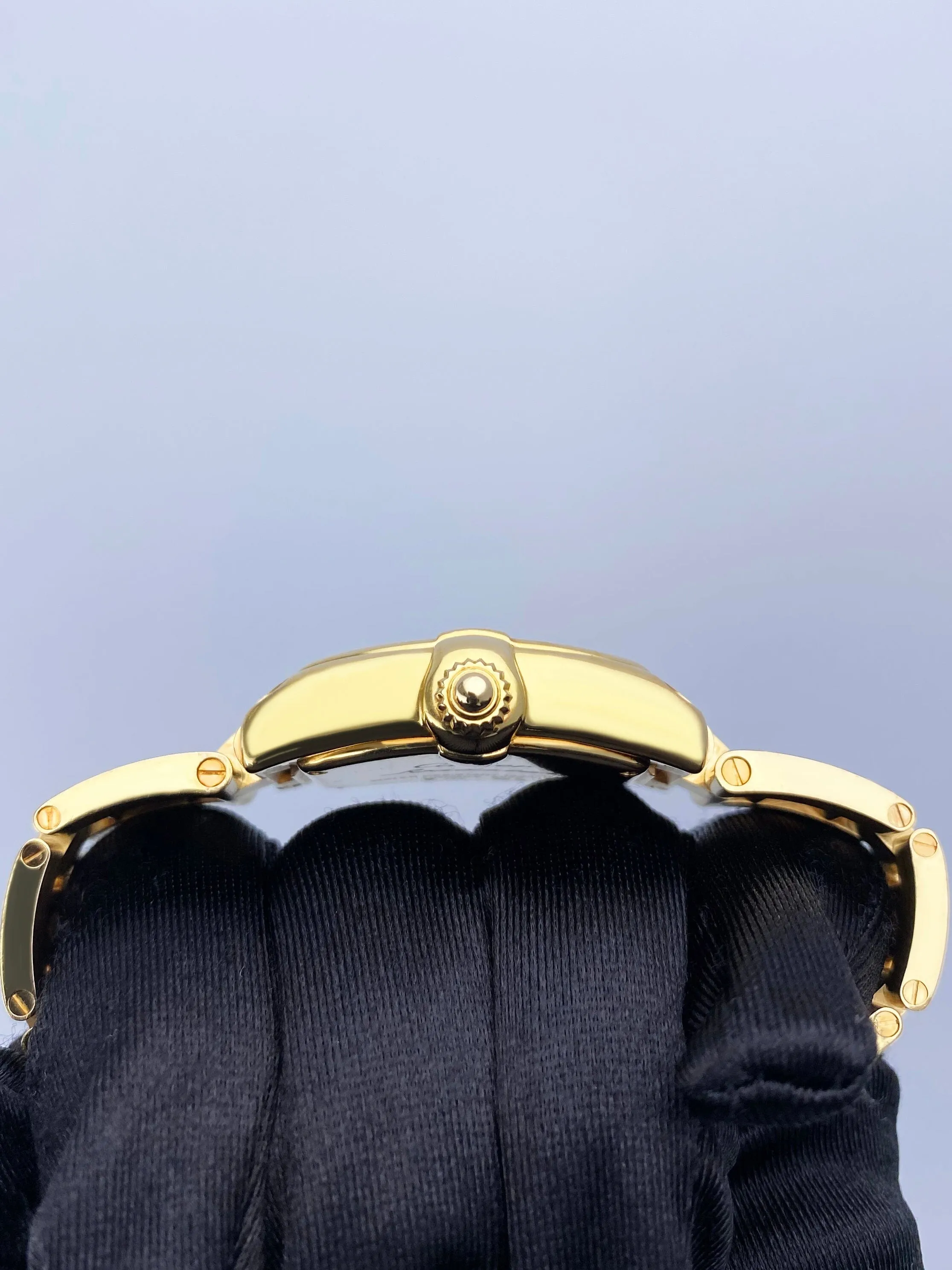 Cartier Roadster W62018Y5 Sliver Dial Yellow Gold Ladies Watch