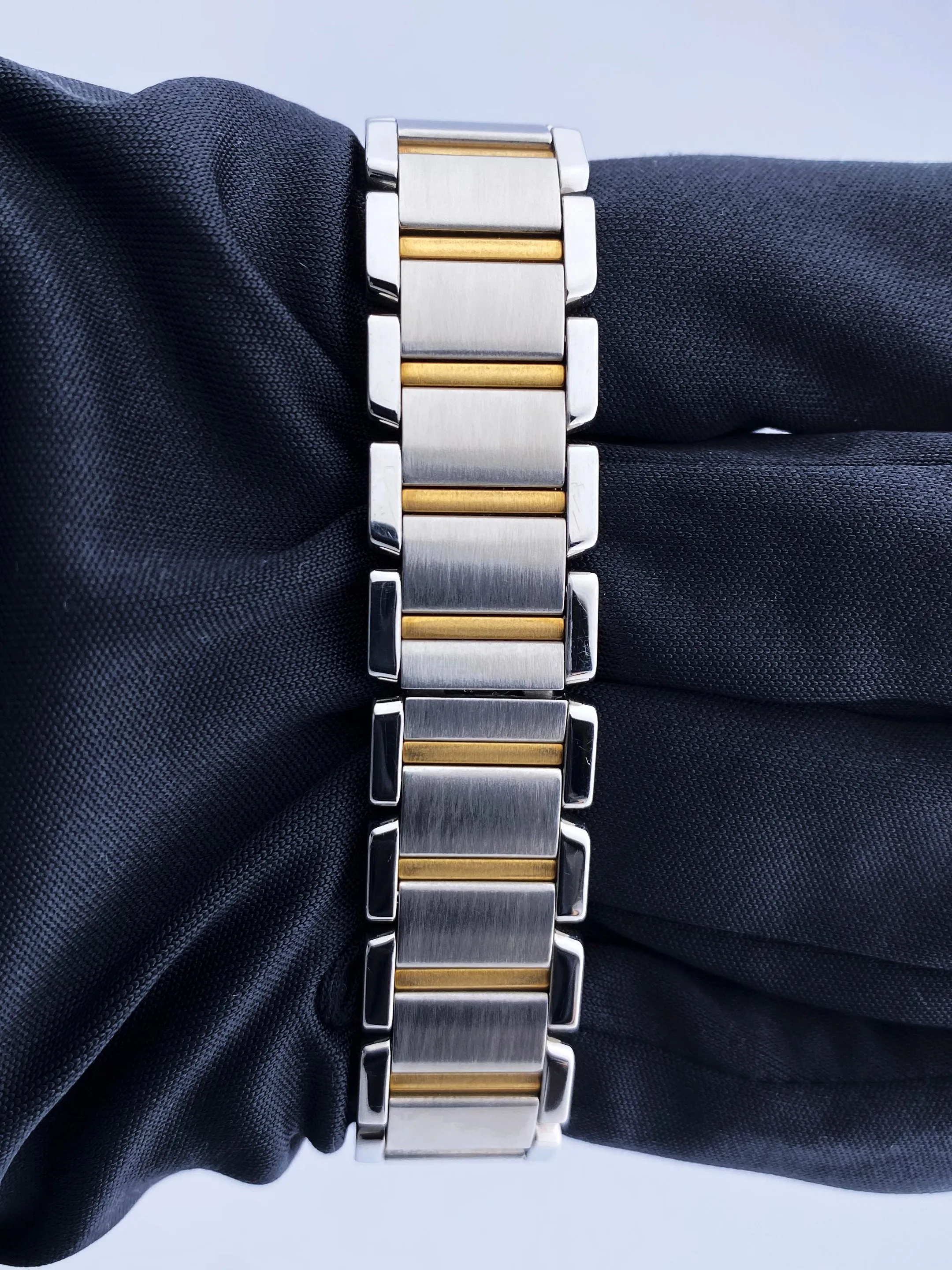 Cartier Tank Francaise 2384 Ladies Watch