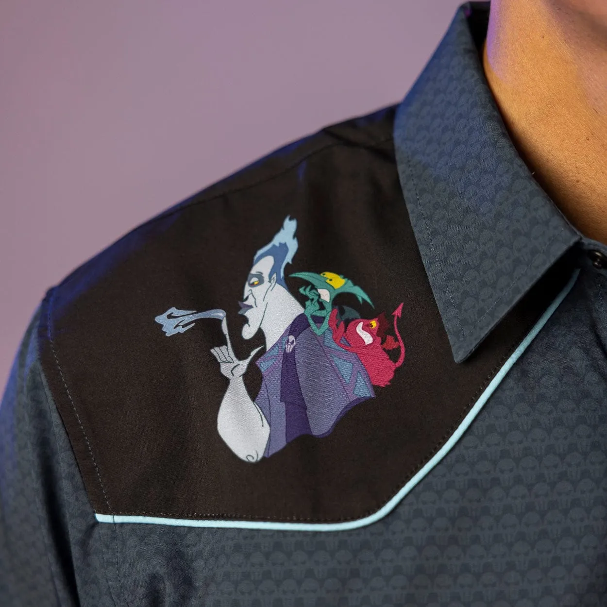Disney Villains "Dark and Gloomy" – Roper Short Sleeve Shirt