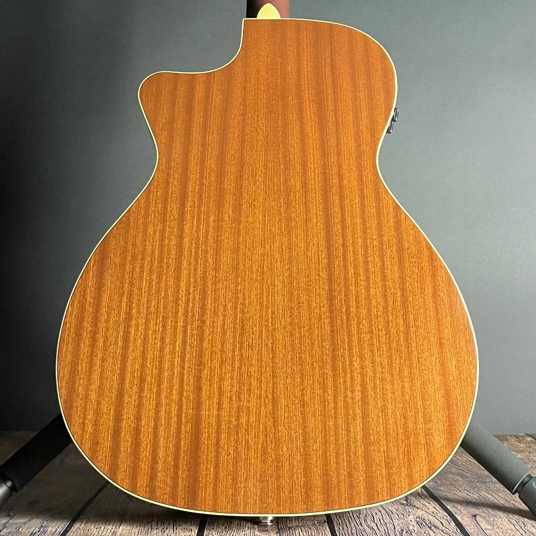 Fender Newporter Player Acoustic - Sunburst