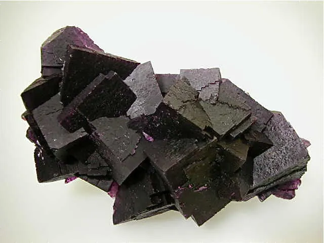 Fluorite, Hill-Ledford Mine, Ozark-Mahoning Company, Cave-in-Rock District, Southern Illinois, Mined ca. early 1960's, Medium Cabinet 5.0 x 10.0 x 17.0 cm, $100.  Online 3/18.  SOLD.