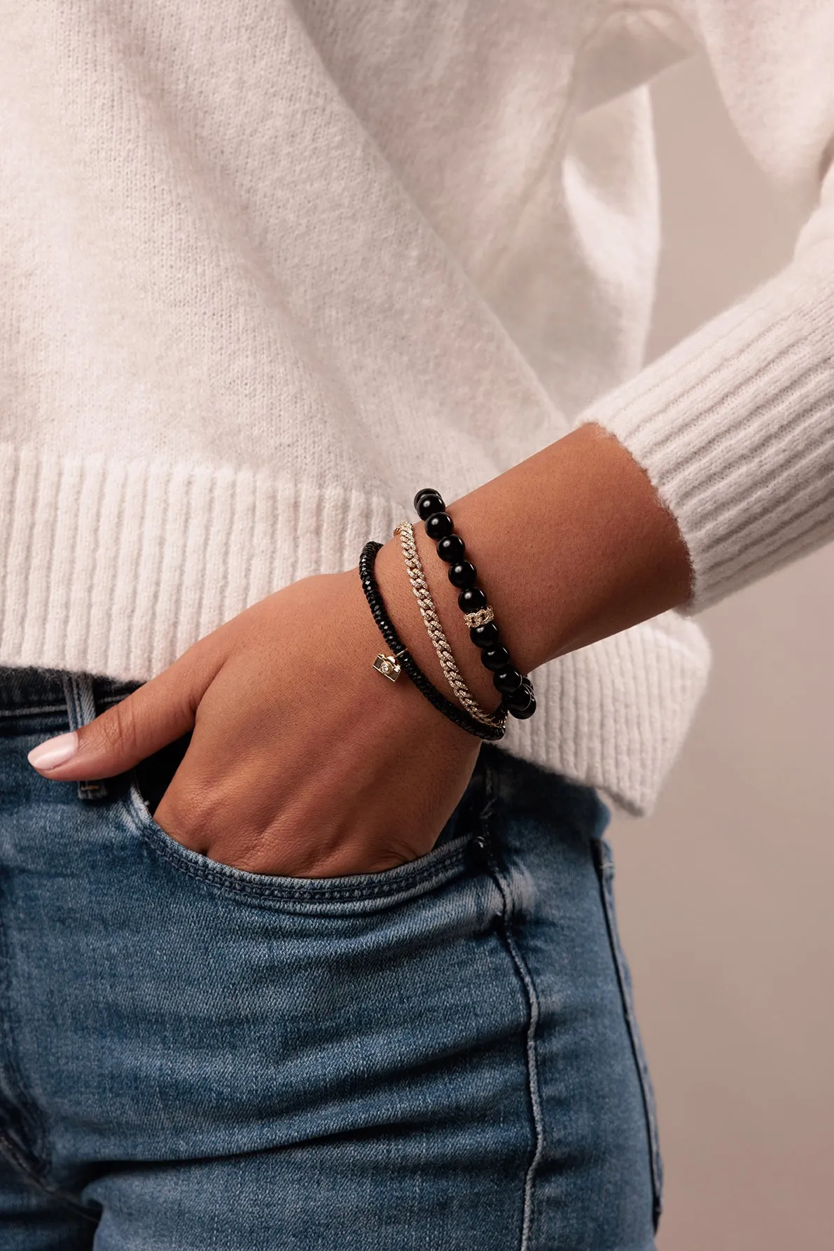 Gold & Diamond Link Rondelle On Onyx