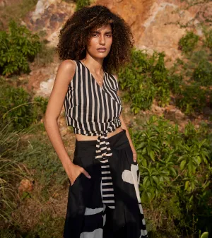 Khara Kapas Desire of Elixir Pleated Trouser 100% Cotton  Black and Off-white KW661