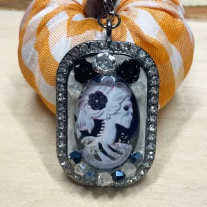 Lolita pendant