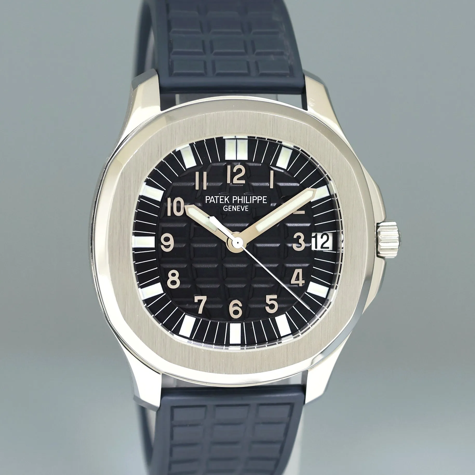 Mint Patek Philippe Steel Aquanaut Blue Rubber Tropical JUMBO 5065a 38mm Watch