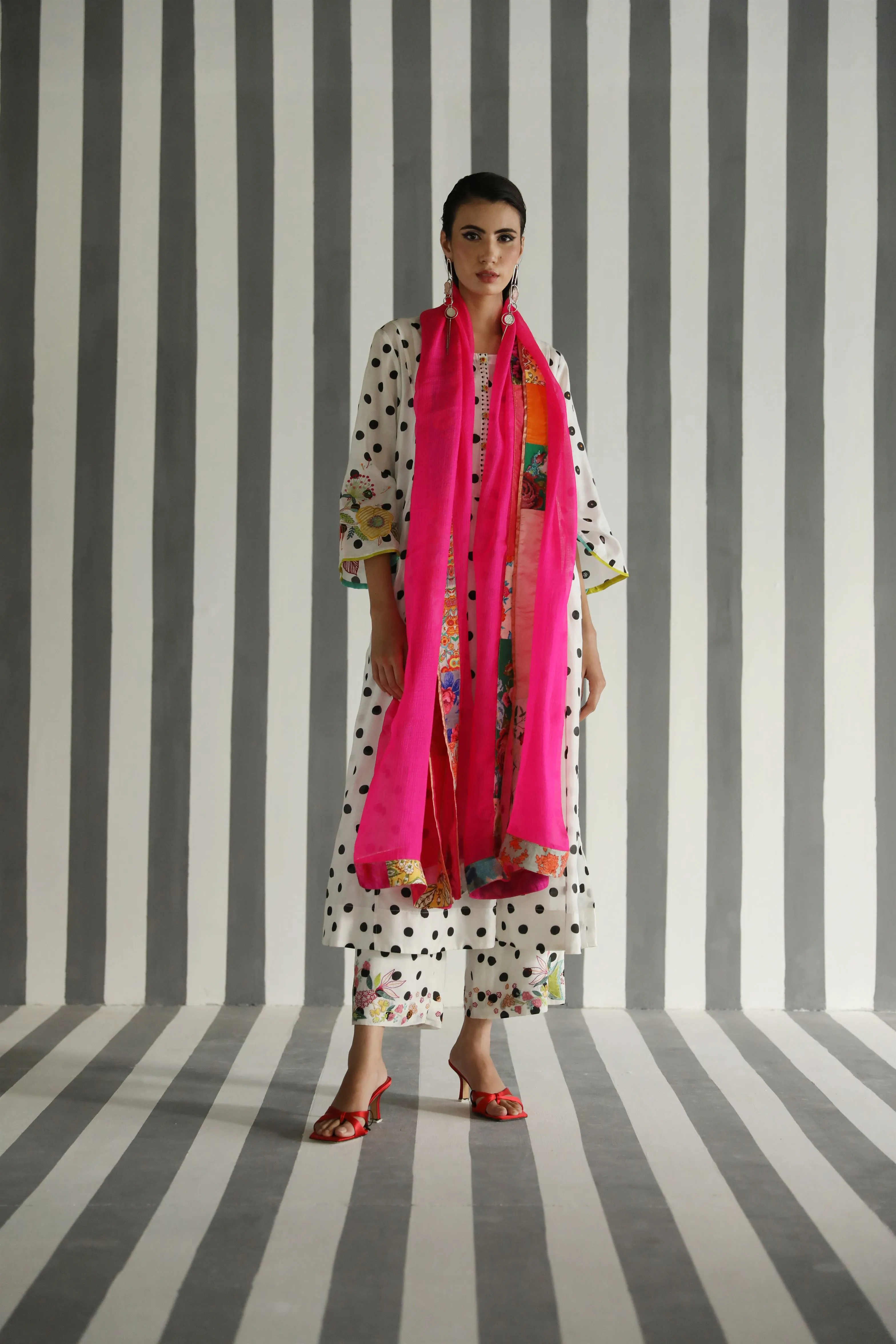 Raji Ramniq I Love To Dot I Cotton Silk Ensemble I Black and White Hot Pink I 114