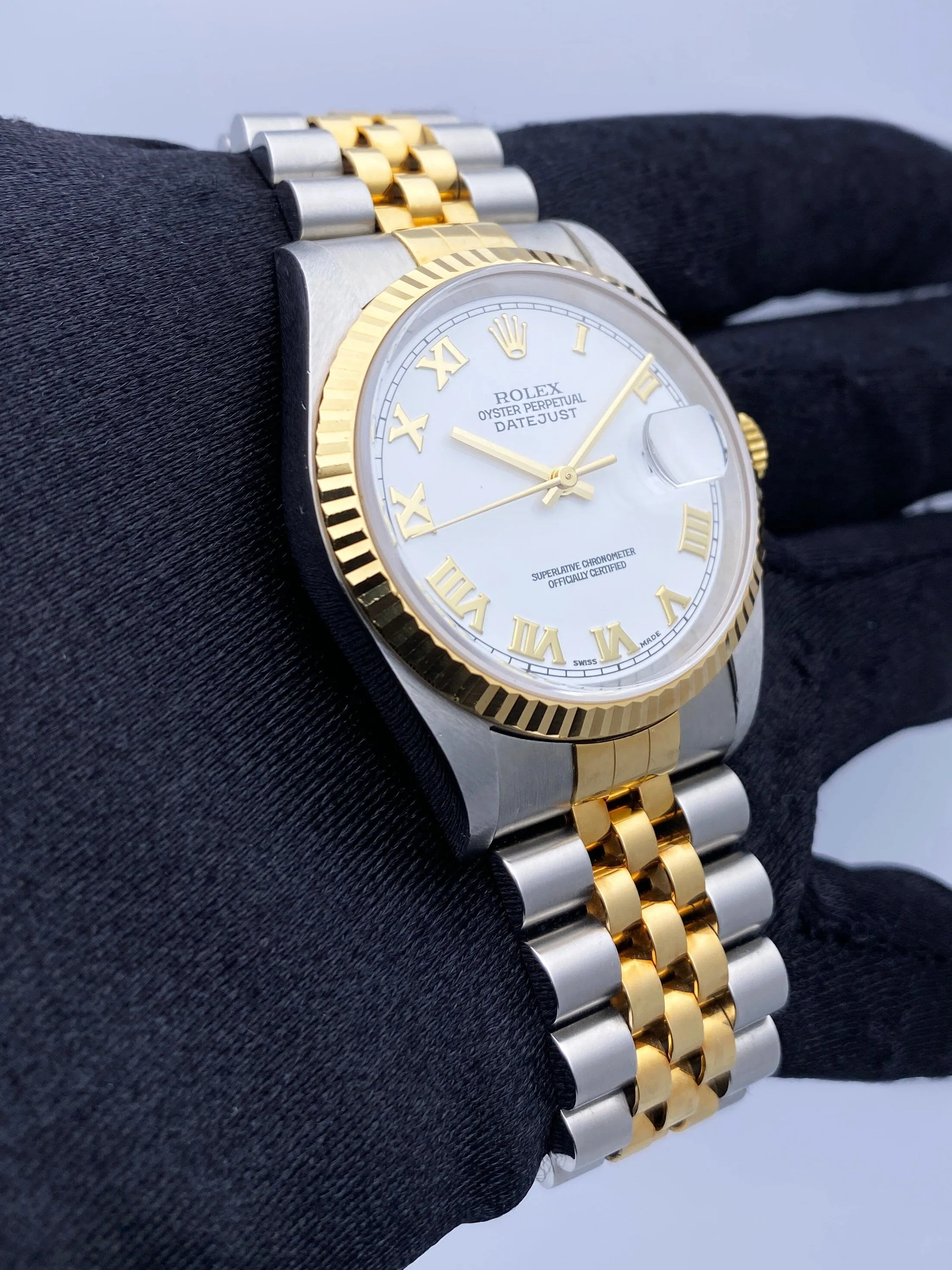 Rolex Datejust 16233 White Dial Two Tone Mens Watch