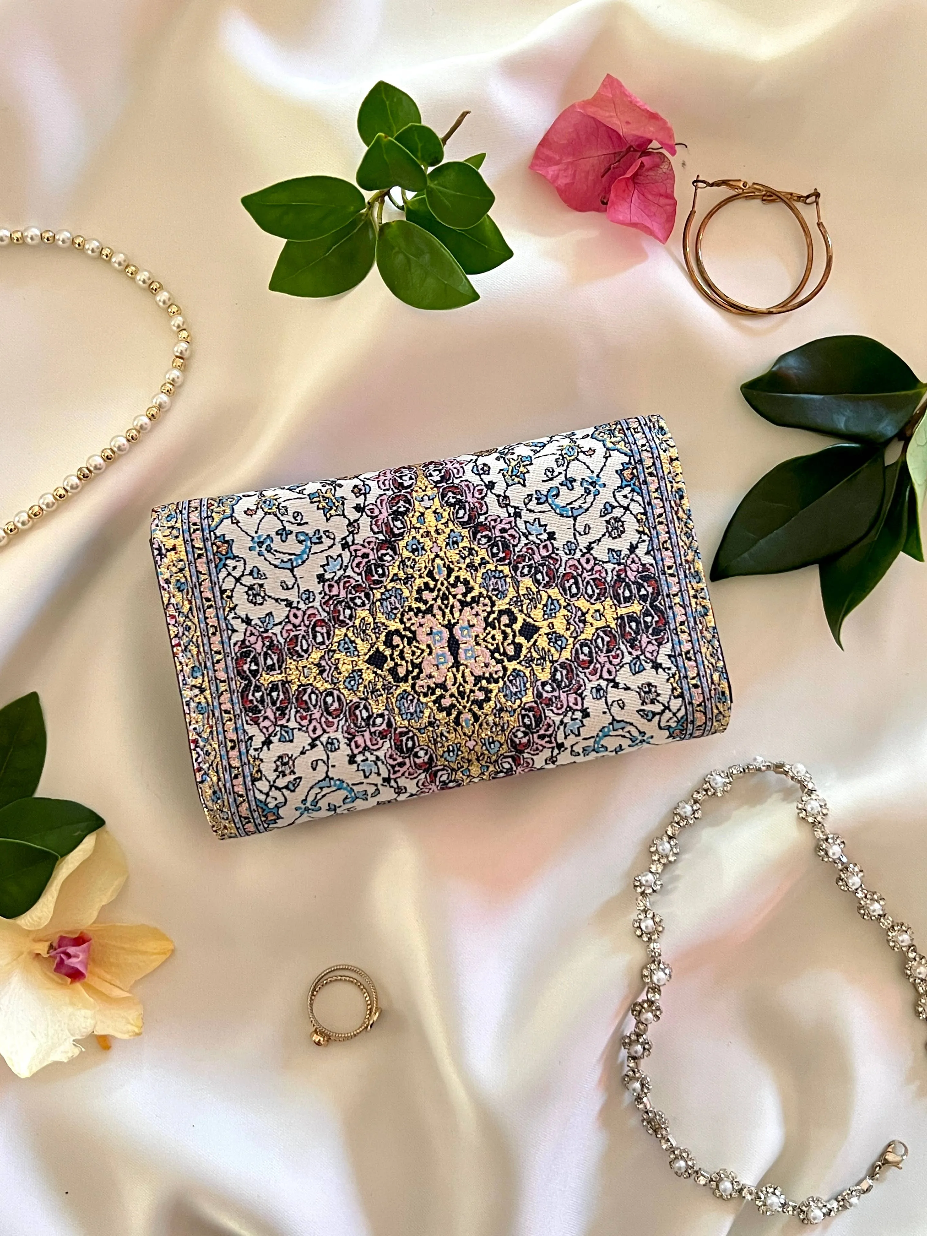 RUGSTW - Turkish Rug Design Wallet