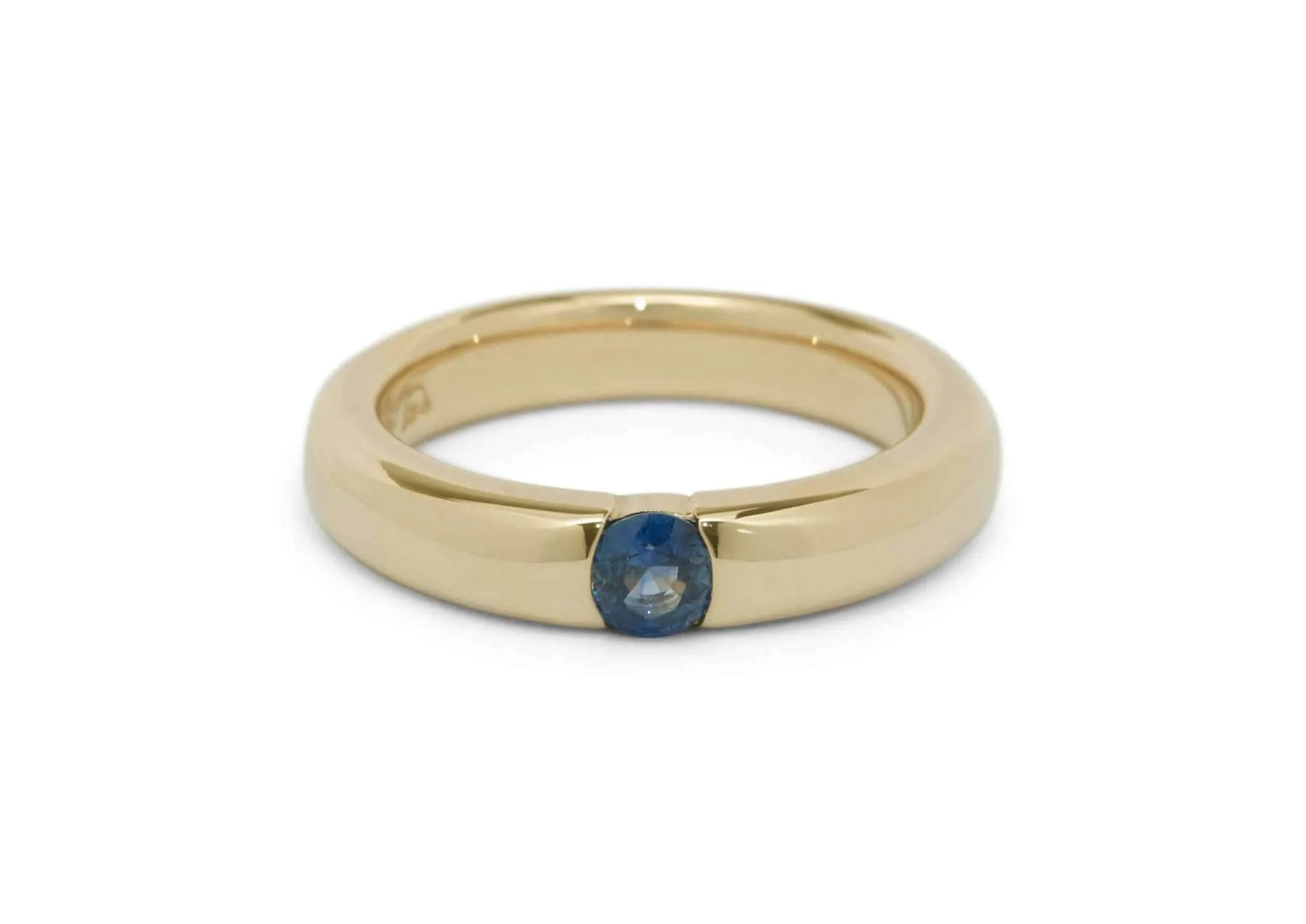 Sapphire, Yellow Gold