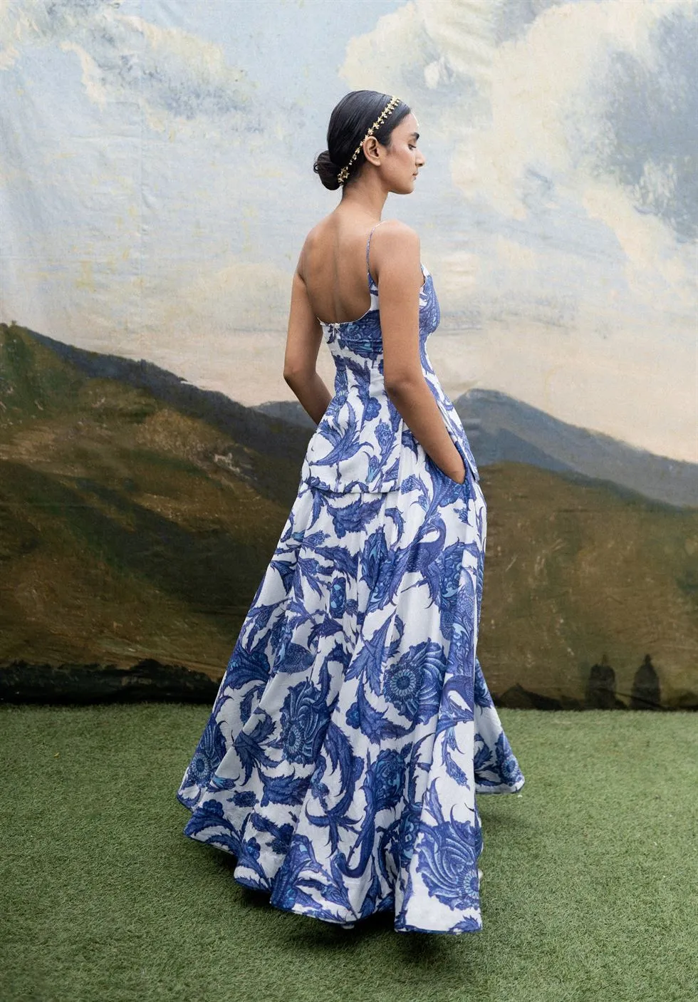 Yam   I   Moriano Luna Lehenga LEHENGA SET  SATIN & ORGANZA (DUPATTA) BLUE An Indian Summer YAMLG02